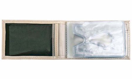 Визитница из натуральной кожи Versado 073.1, 65*110 мм, 1 карман, 16 листов, бежевая Визитница из натуральной кожи Versado 073.1, 65*110 мм, 1 карман, 16 листов, бежевая