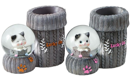 Сувенир полистоун «Котик и клубок» (водяной шар световой с подставкой для ручек), 12,6*15,2*7,5 см, диаметр 8 см, ассорти (цена за 1 шт.)