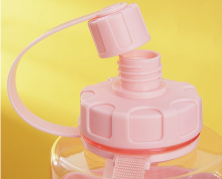 Бутылка пластиковая Sima-Land, 1800 мл, «Лапки ярости» Бутылка пластиковая Sima-Land, 1800 мл, «Лапки ярости»