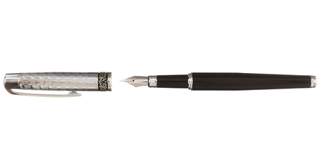 Ручка подарочная перьевая Manzoni Trento, корпус серебристо-черный
