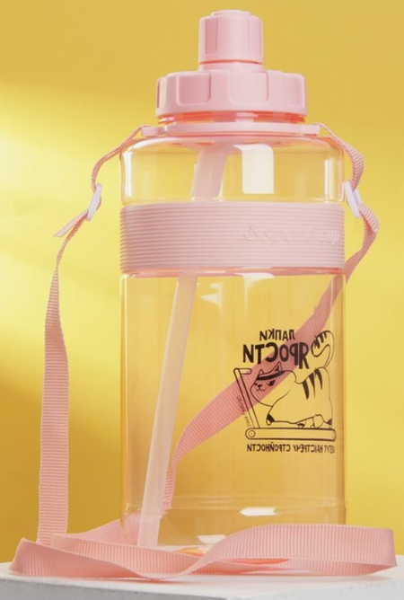 Бутылка пластиковая Sima-Land, 1800 мл, «Лапки ярости» Бутылка пластиковая Sima-Land, 1800 мл, «Лапки ярости»