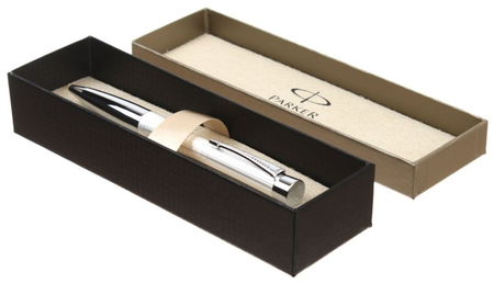 Ручка подарочная шариковая Parker Urban Premium Pearl Metal Chiselled, корпус белый с серебристым 