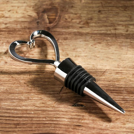 Набор сувенирный «Винишко», 2 предмета (штопор-бутылка и пробка) Набор сувенирный «Винишко», 2 предмета (штопор-бутылка и пробка)