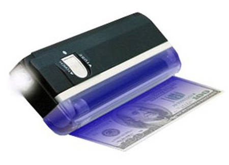 Детектор валют портативный Pro 4P, черный