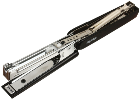 Степлер Attache 8209, скобы №10, 12 л., 105 мм, черный Степлер Attache 8209, скобы №10, 12 л., 105 мм, черный