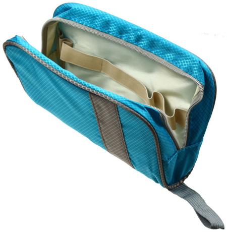 Косметичка дорожная «Путешествие», 21,5*7,5*14 см, голубая Косметичка дорожная «Путешествие», 21,5*7,5*14 см, голубая