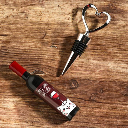 Набор сувенирный «Винишко», 2 предмета (штопор-бутылка и пробка) Набор сувенирный «Винишко», 2 предмета (штопор-бутылка и пробка)