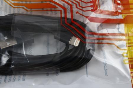 Кабель Mirex USB 2.0 AM - 8pin M, 3 м, черный