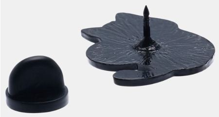 Значок с эмалью Sima-Land, 3 см, «Котёнок с клубочком», цветной в чёрном металле