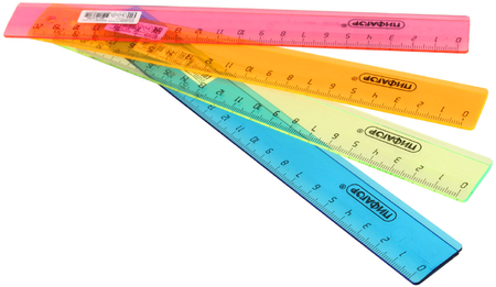 Линейка пластиковая «Пифагор» Neon, 20 см, прозрачная неон, ассорти Линейка пластиковая «Пифагор» Neon, 20 см, прозрачная неон, ассорти