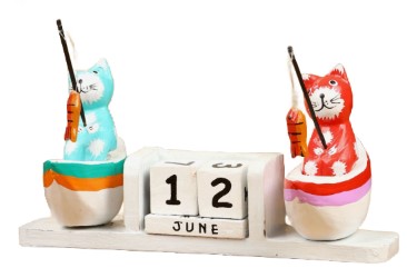 Благотворительный деревянный настольный календарь «Вечный», 20*6*8 см, «Котики-рыбаки» Благотворительный деревянный настольный календарь «Вечный», 20*6*8 см, «Котики-рыбаки»